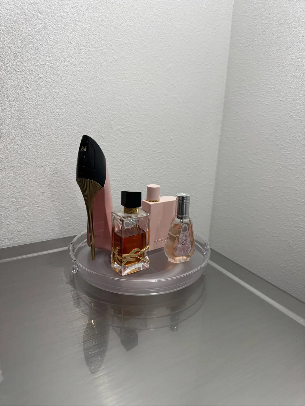Set of 3 rotating displays